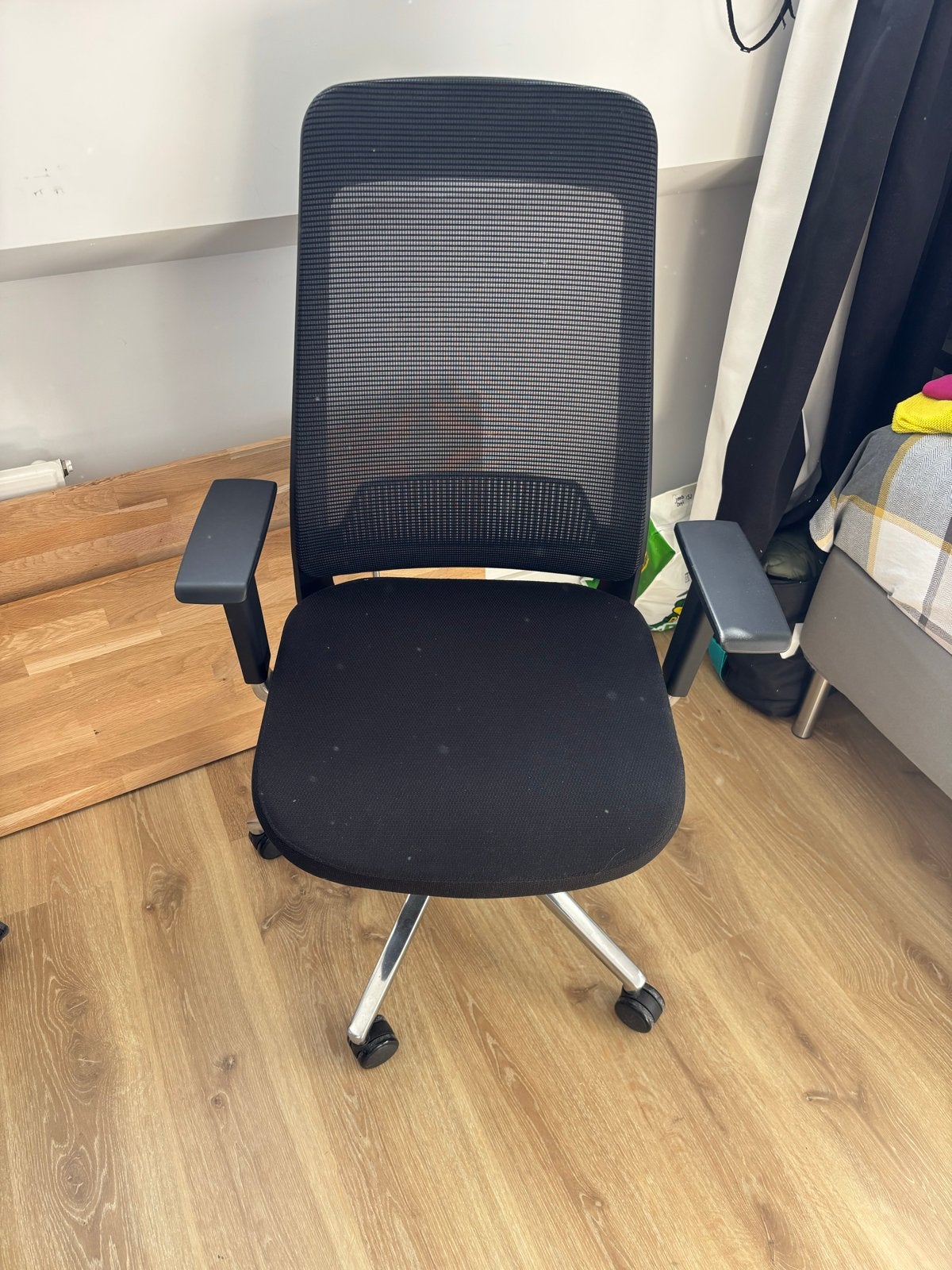 Donati Ergonomische bureaustoel, zwart met mesh rugleuning, Ophalen, Gebruikt, Zwart, Bureaustoel