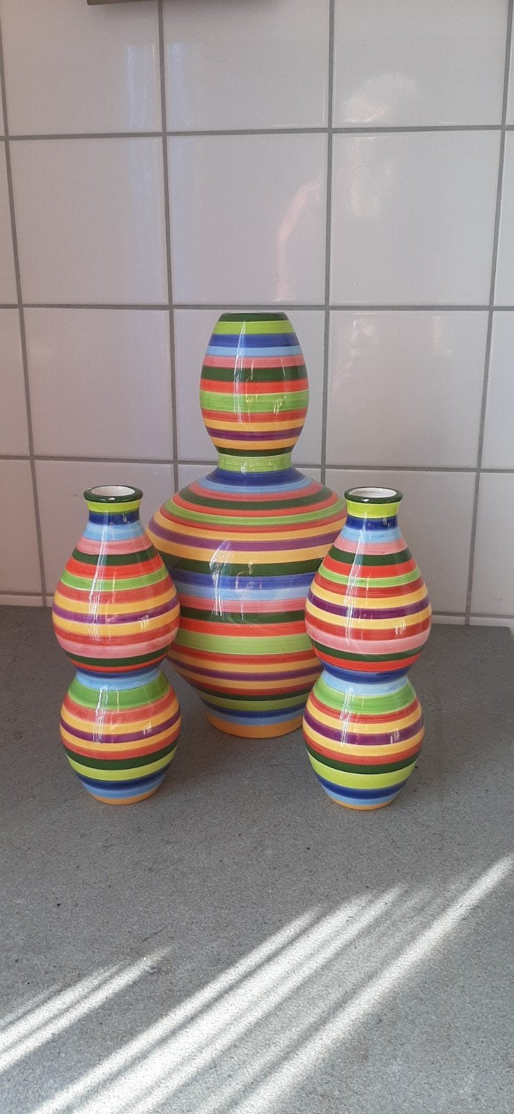 Set van 3 kleurrijke gestreepte vazen, Antiek en Kunst, Ophalen