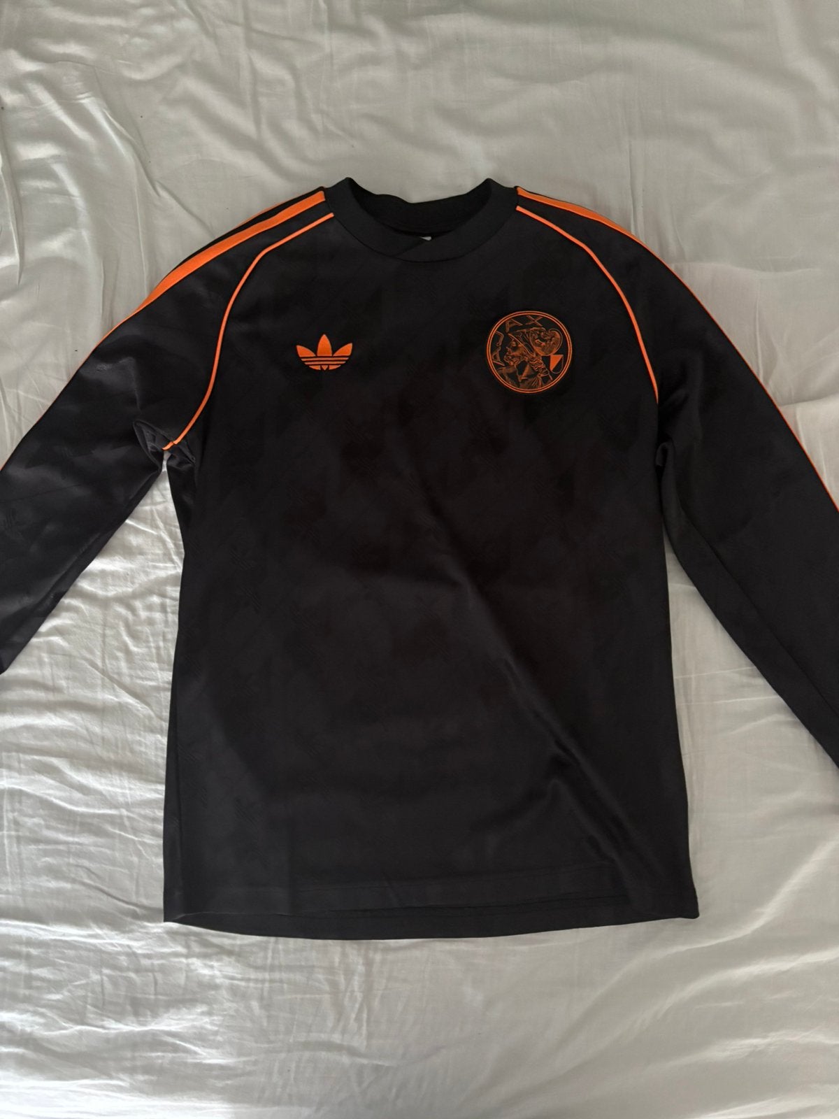 Ajax adidas Originals longsleeve zwart/oranje – Maat S, Maat S, Ophalen of Verzenden, Zo goed als nieuw, Shirt