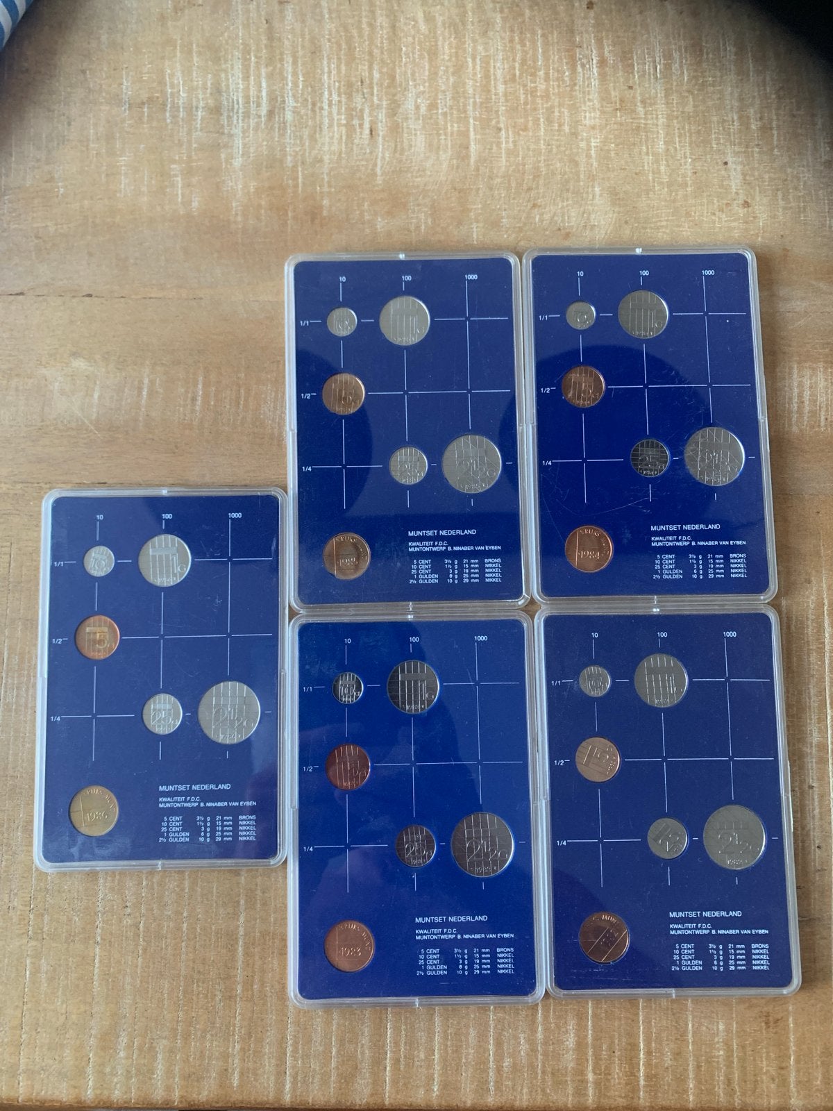 5 FDC sets 1982 t’m 1986, Postzegels en Munten, Ophalen, Koningin Beatrix, Overige waardes, Setje