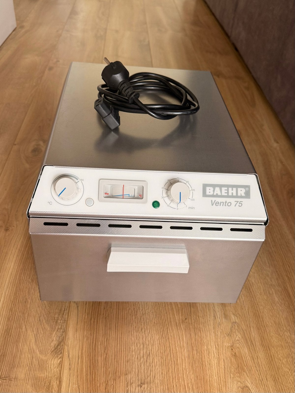 Baehr Vento 75 / Melag Typ 75 hetelucht sterilisator, Ophalen of Verzenden, Zo goed als nieuw, Overige typen