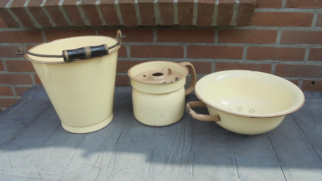 beige emaille emmer, vergiet en melkkoker, Antiek en Kunst, Ophalen of Verzenden