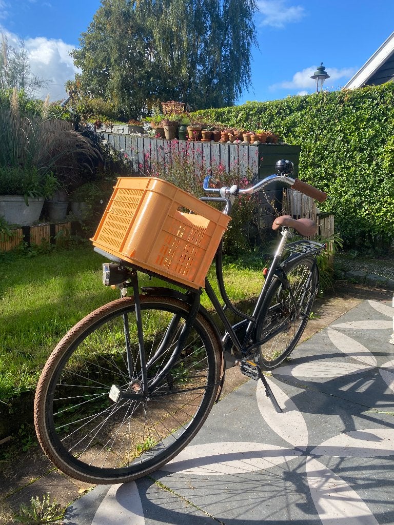 Transport fiets zwart Megabike met krat. Koopje €10,-, Terugtraprem, Gebruikt, 50 tot 53 cm, Ophalen
