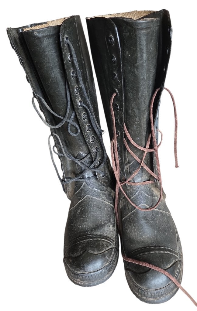 a set off US Engineer knee high rubber boots, Ophalen of Verzenden, Amerika, Embleem of Badge