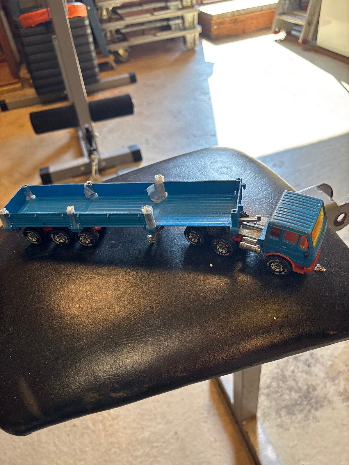 Vintage Siku en Matchbox vrachtwagens en opleggers, Ophalen of Verzenden, Gebruikt