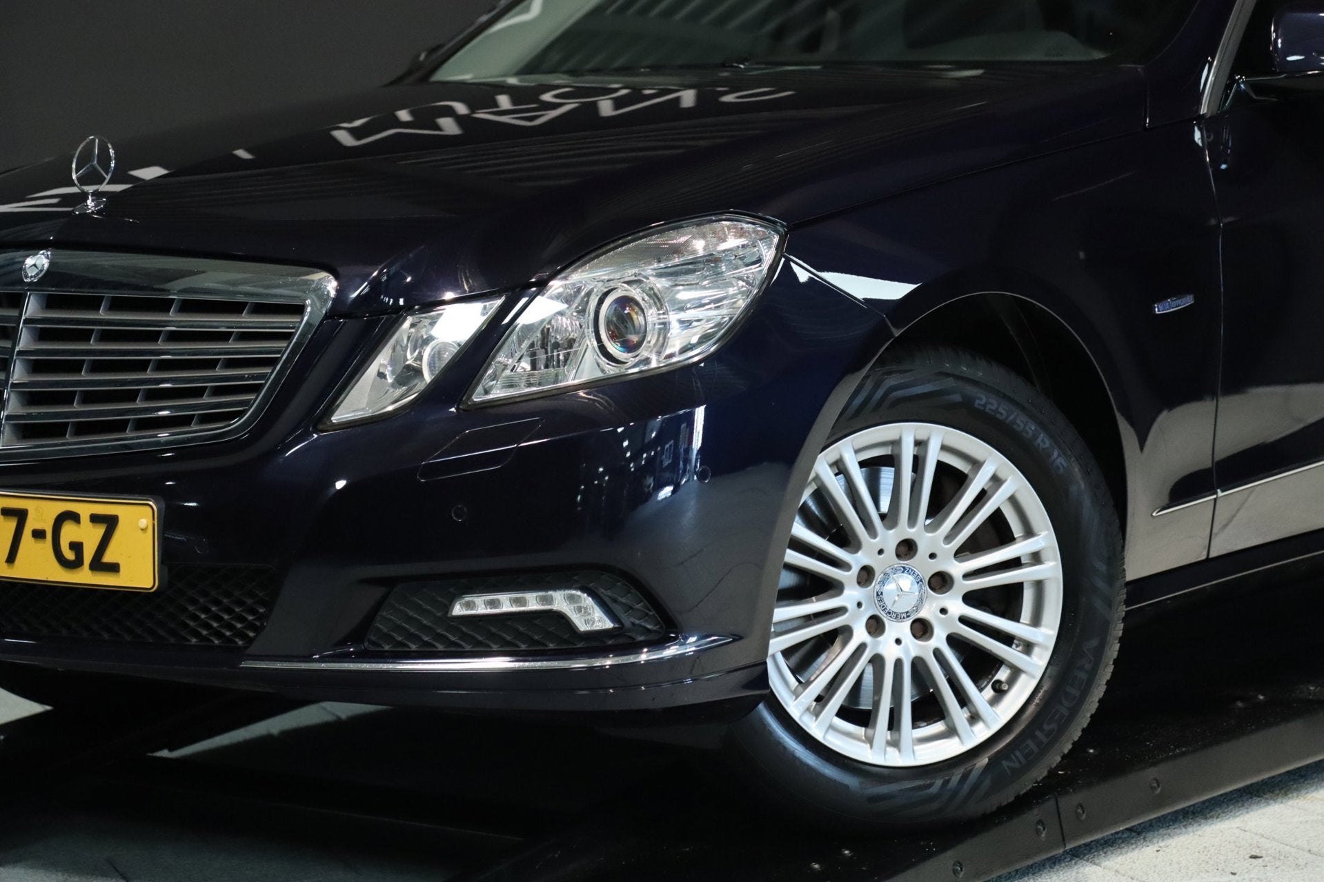Mercedes-Benz E-klasse 250 CGI PANODAK / STOELVERW / CRUISE, Auto's, Euro 5, Gebruikt, Zwart, 4 cilinders