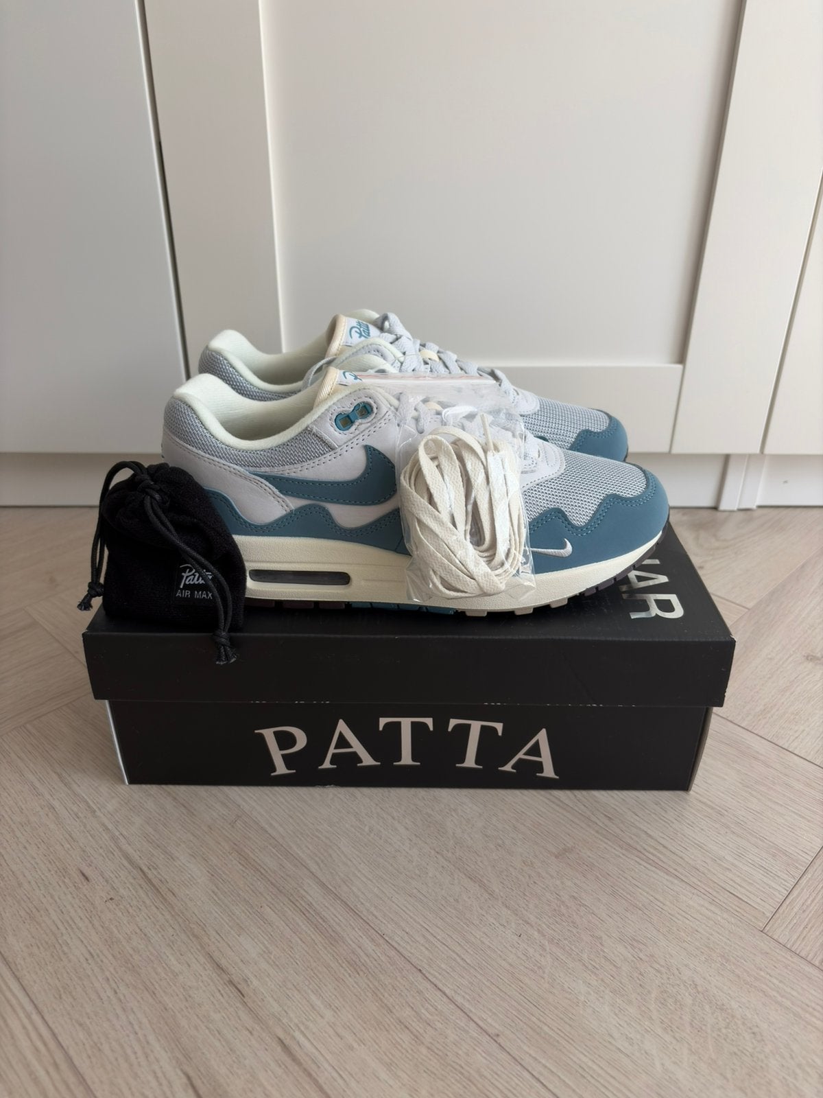 Nike Air Max 1 Patta Wave Noise Aqua 41, Kleding | Heren, Schoenen, Blauw, Nieuw, Ophalen of Verzenden, Sneakers of Gympen
