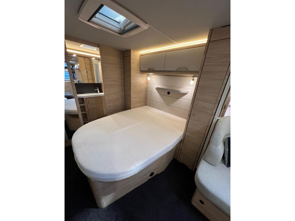 Knaus Sudwind 650 PXB queensbed, bomvol opties, Caravans en Kamperen, Caravans, Rondzit, Bedrijf, Schokbreker, Tot en met 4