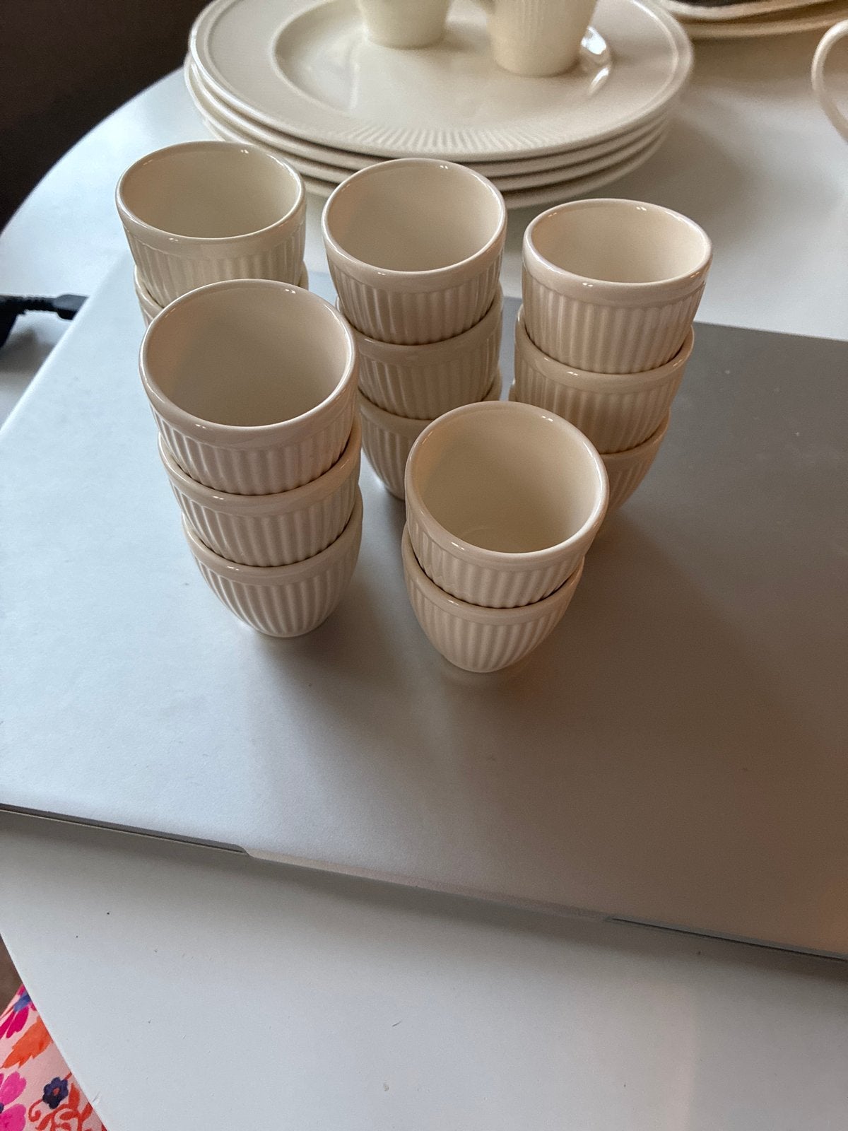 Set van 14 Wedgwood Windsor eierdopjes - z.g.a.n., Klassiek, Ophalen of Verzenden, Zo goed als nieuw, Kom(men)