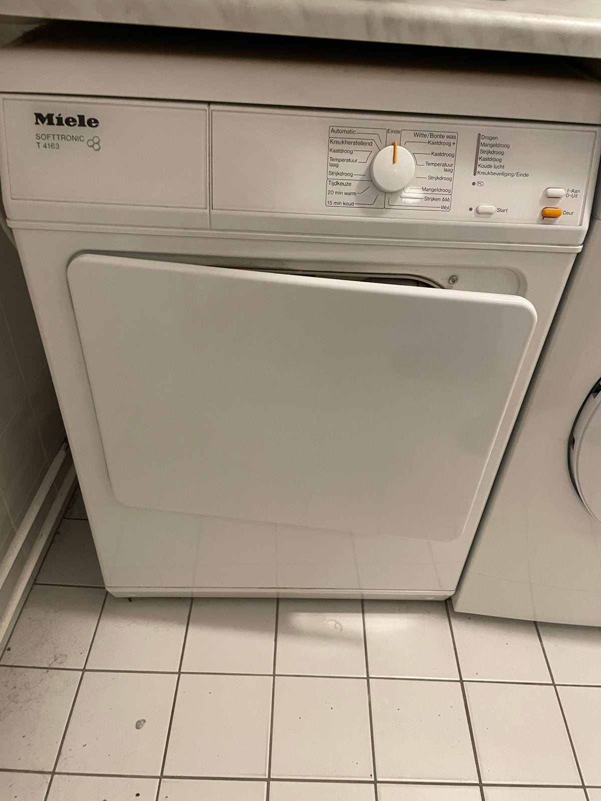 Miele softtronic t 4163 wasdroger, Witgoed en Apparatuur, Ophalen, Zo goed als nieuw, Luchtafvoer, 85 tot 90 cm