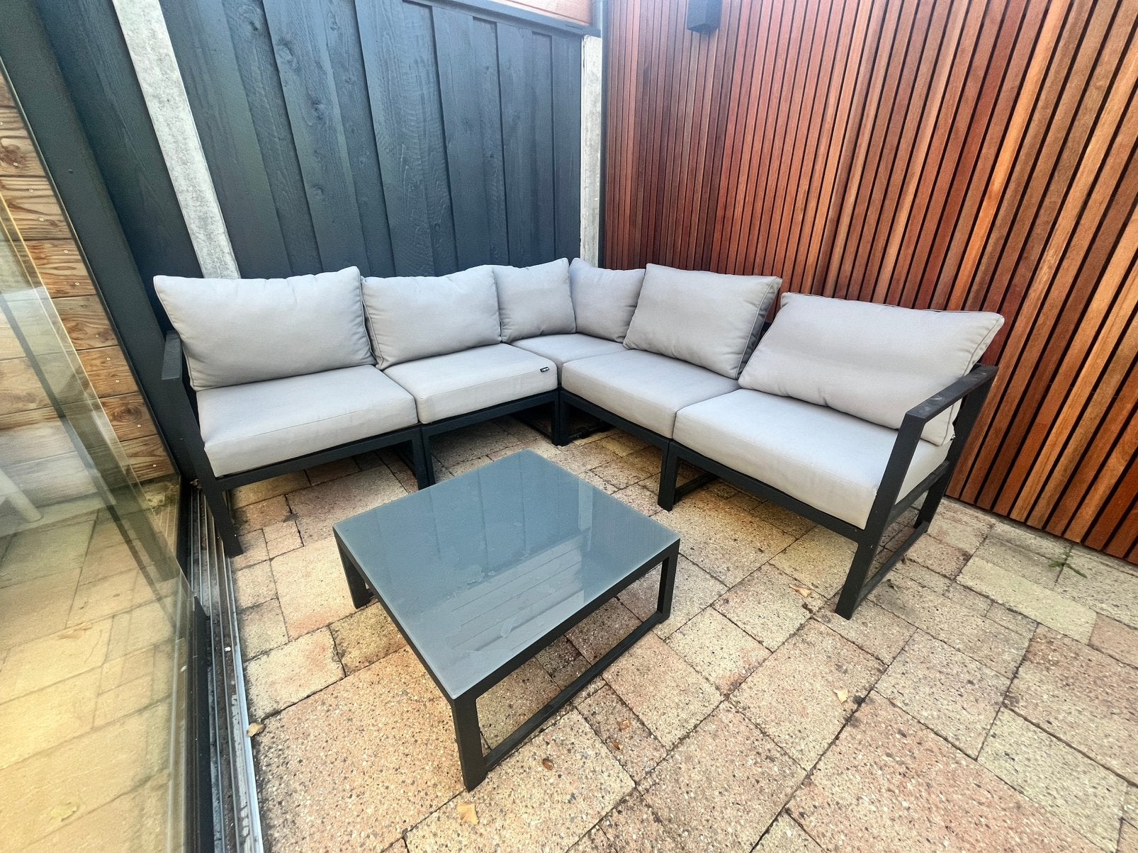 Tuinset met tafel