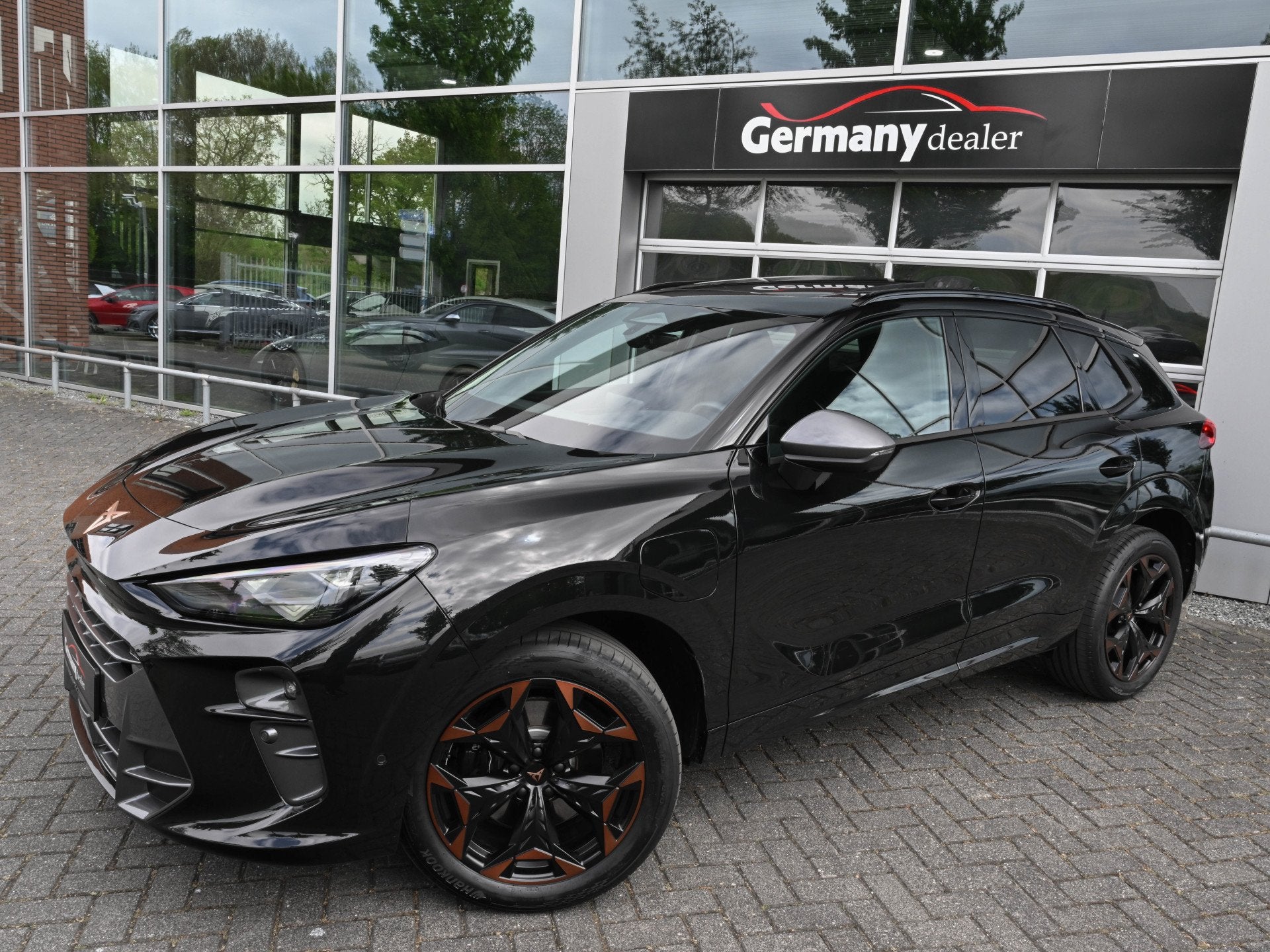 CUPRA Terramar 1.5TSI e-Hybrid 272PK VZ Performance Pano Hea, Auto's, Dealer onderhouden, 4 cilinders, Met garantie (alle), Leder en Stof