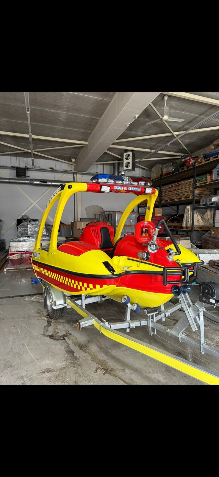 Jetboat met waterkanon te koop/ blusboot incl aanhanger, Ophalen, Gebruikt, Benzine, 120 tot 200 pk