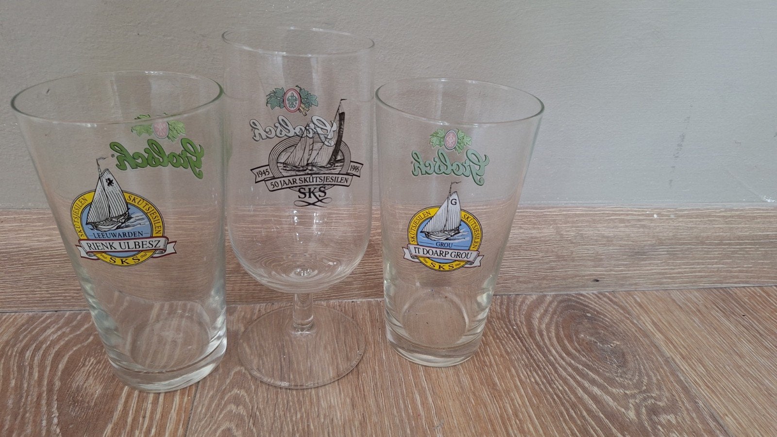 SKS Skûtsjesilen Grolsch Friesland glazen bierglas, Verzamelen, Ophalen, Zo goed als nieuw, Glas of Glazen, Grolsch