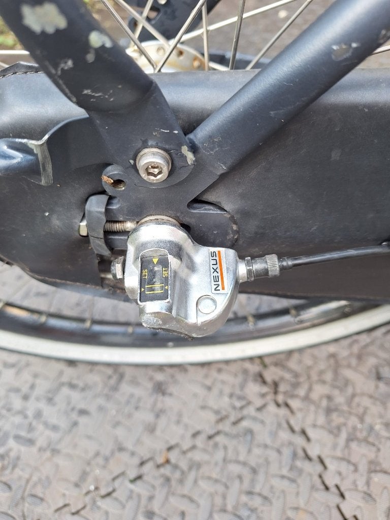 Foto 6 van jongens fiets