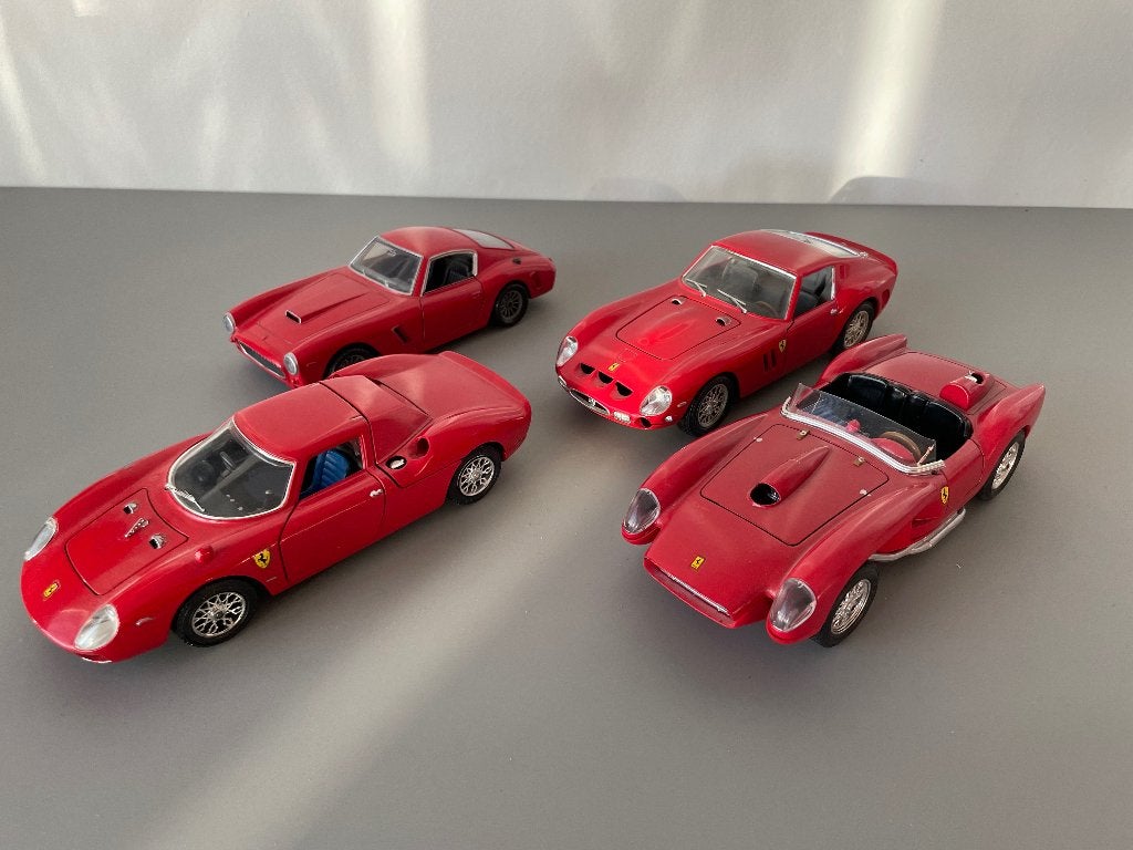 Ferrari 250's schaal 1:24, Ophalen of Verzenden, Gebruikt, Auto, Bburago