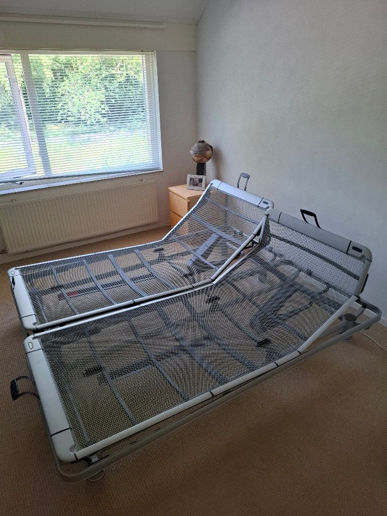 Auping Royal bedden (niet elektrisch!!) prijs is per stuk!!, Ophalen, 90 cm, Eenpersoons, 210 cm