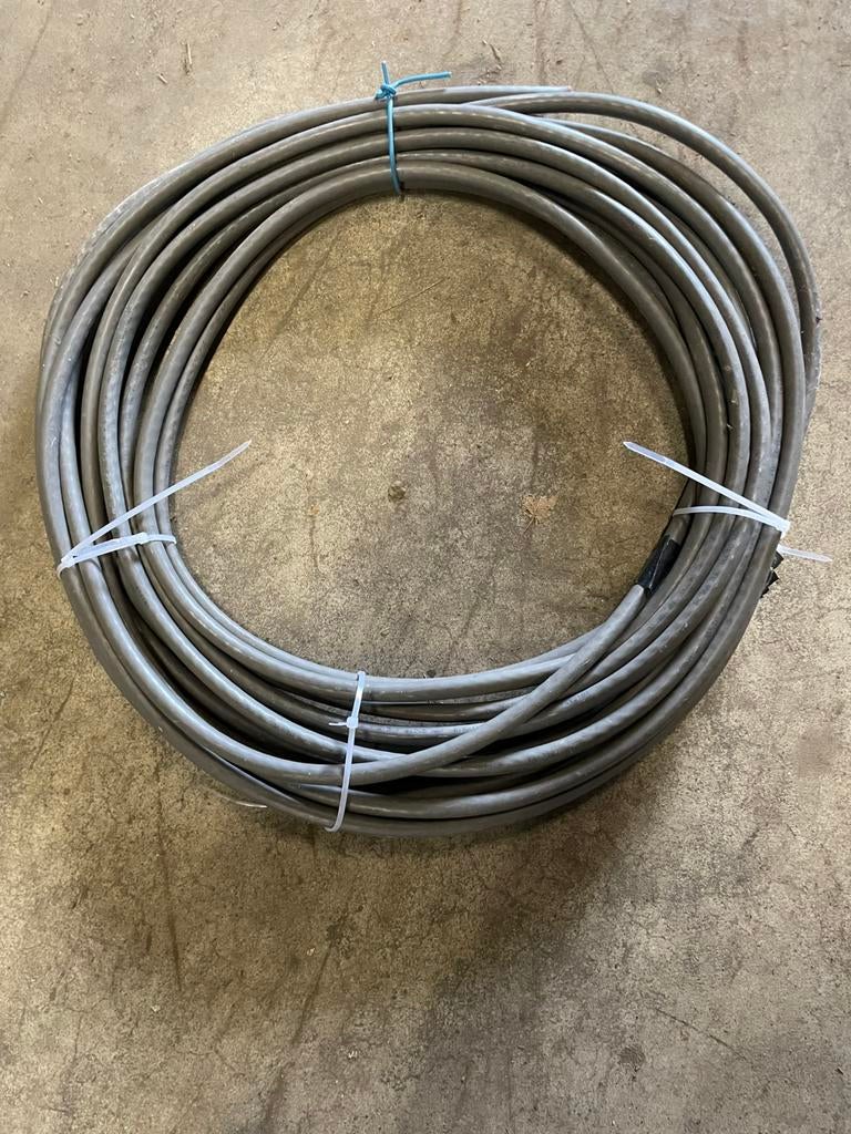 Grondkabel buitenkabel ymvk 10 meter, Ophalen of Verzenden, Zo goed als nieuw, Kabel of Snoer