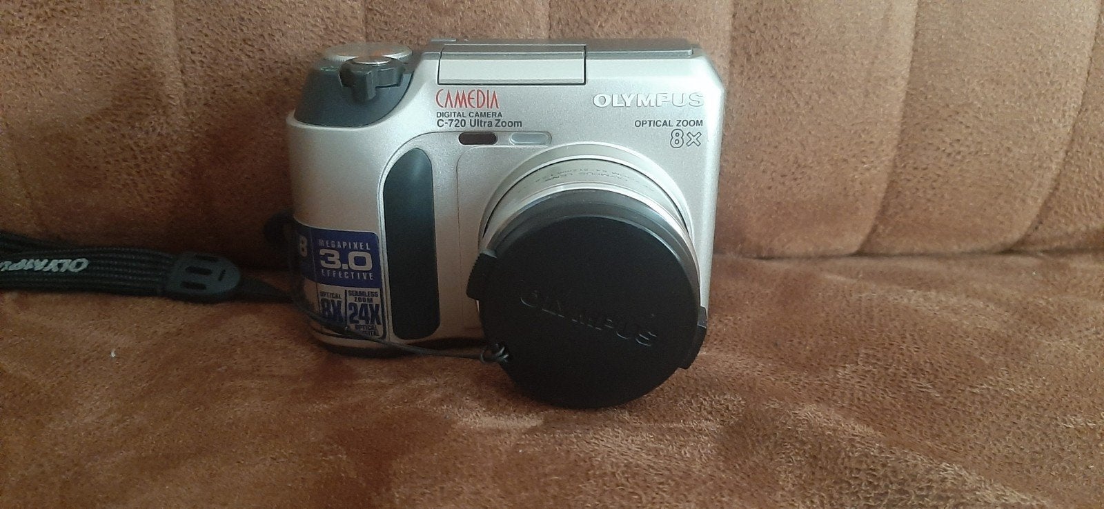 Olympus Camedia C-720 Ultra Zoom Digitale Camera met Tas, Overige merken, Gebruikt, Zwart, Schoudertas