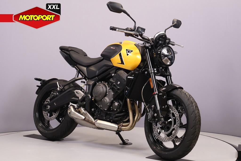 Triumph Trident 660, Bedrijf, Naked bike