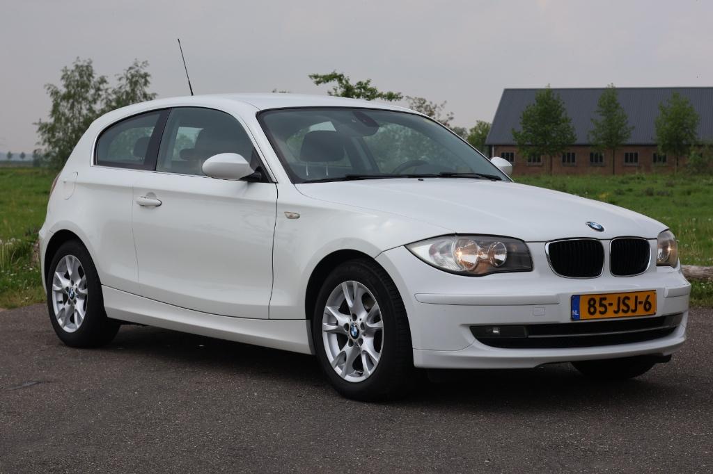 BMW 1-Serie 2.0 118I 3DR 2009 Wit, Auto's, BMW, Particulier, 1-Serie, ABS, Airbags, Airconditioning, Alarm, Centrale vergrendeling