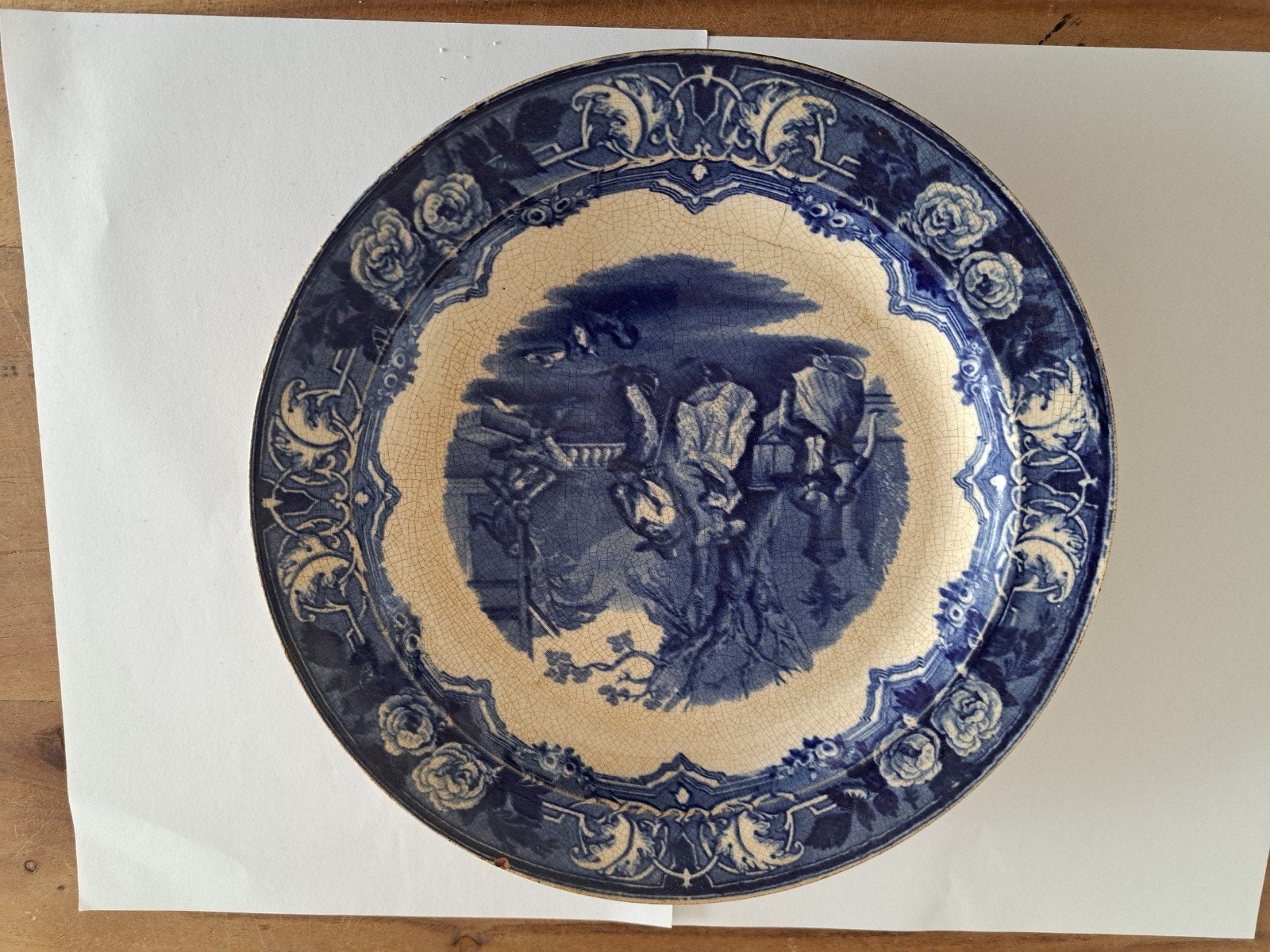 Antiek petrus regout Bord met Landschap en Bloemen, Antiek en Kunst, Antiek | Servies los, Ophalen of Verzenden