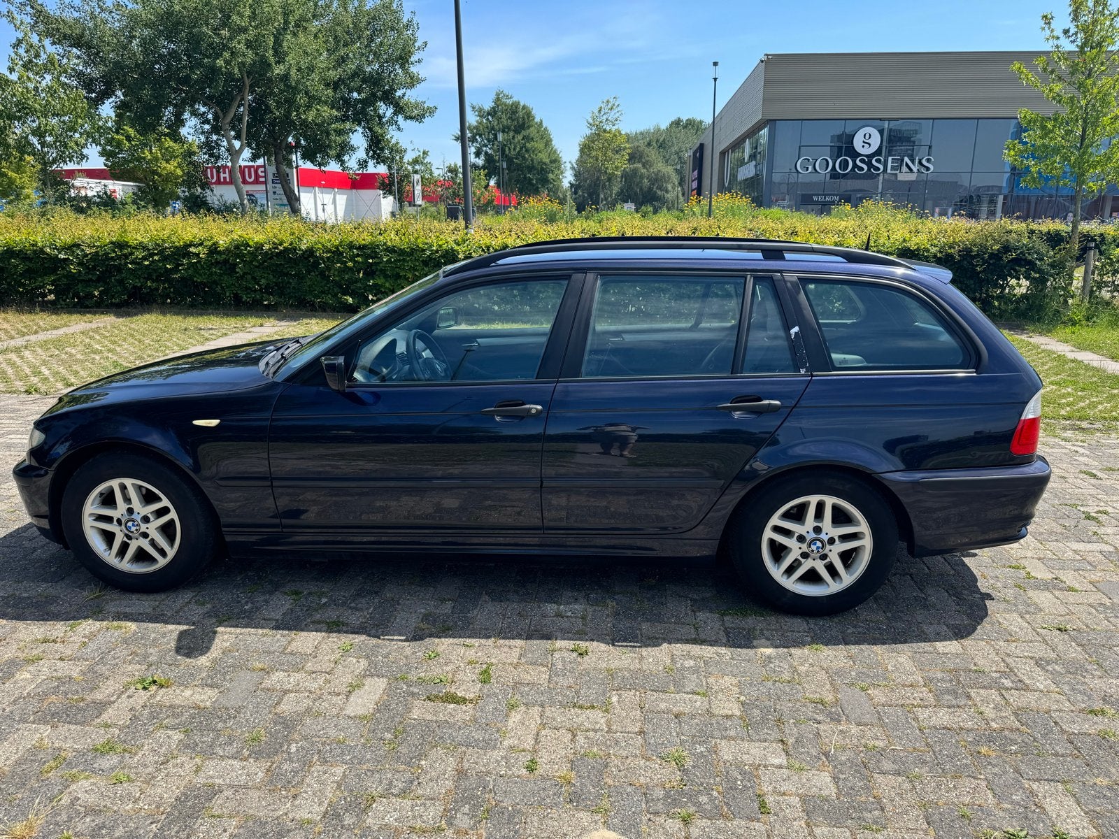 BMW 3-Serie 1.8 I 316 Touring 2004 Blauw - moet weg, Achterwielaandrijving, 1250 kg, Zwart, 4 cilinders