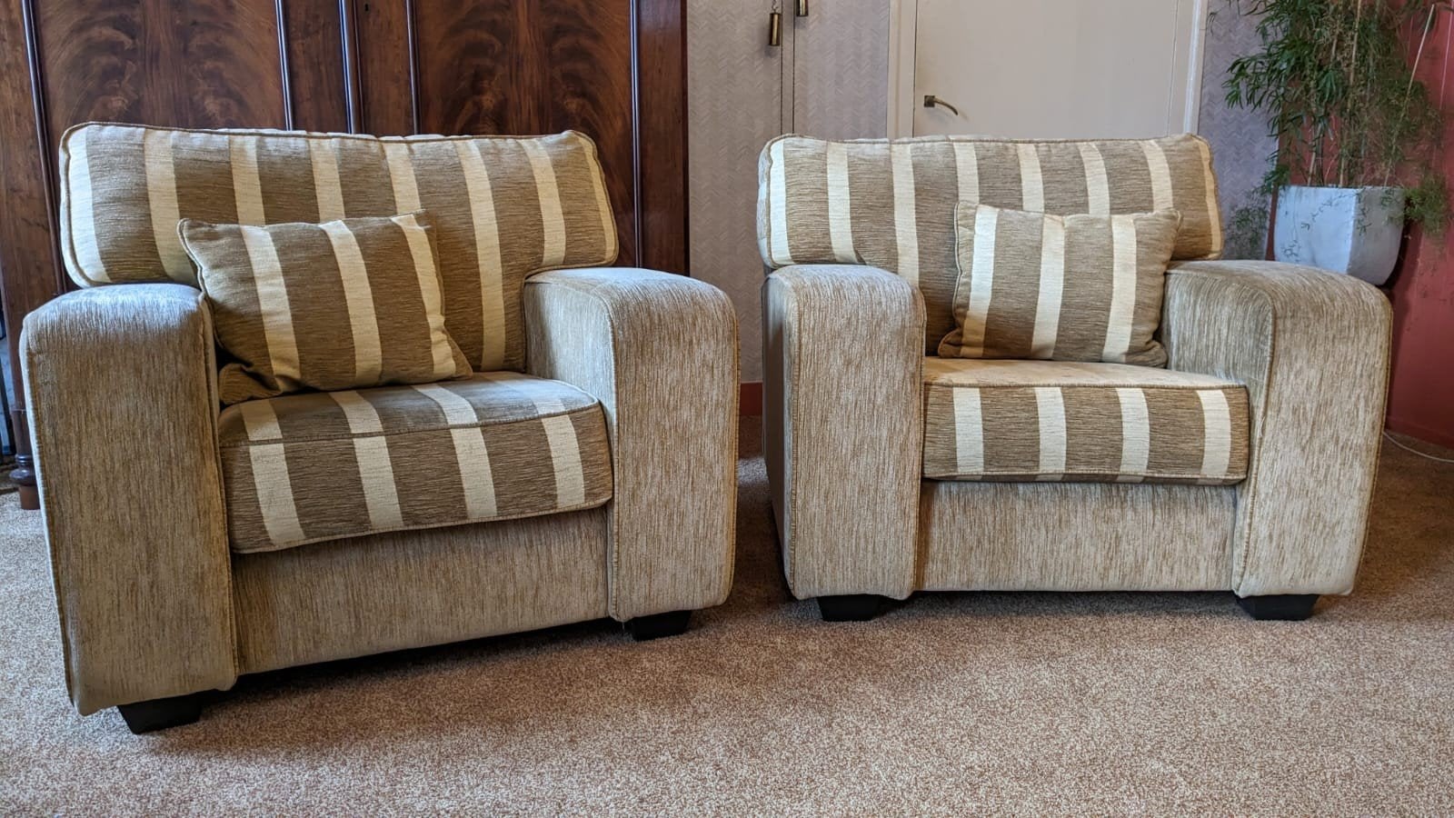 Set van 2 comfortabele fauteuils met streepdessin, Ophalen, Gebruikt, 75 tot 100 cm, Klassiek, Tijdloos