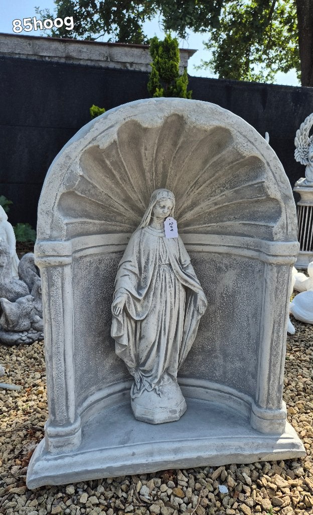Maria beeld in kapel, beton beelden, Ophalen of Verzenden, Nieuw, Beton, Mensenbeeld