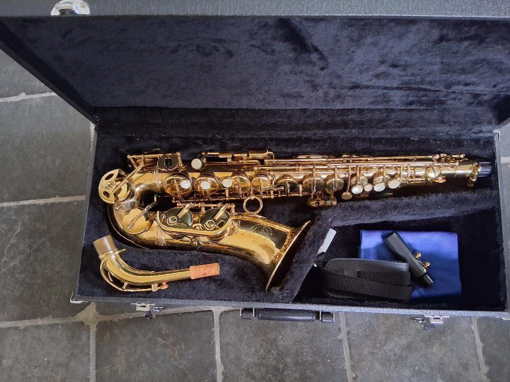 Grassi altsaxofoon 1978, volledig gereviseerd., Muziek en Instrumenten, Ophalen of Verzenden, Gebruikt, Alt, Met koffer