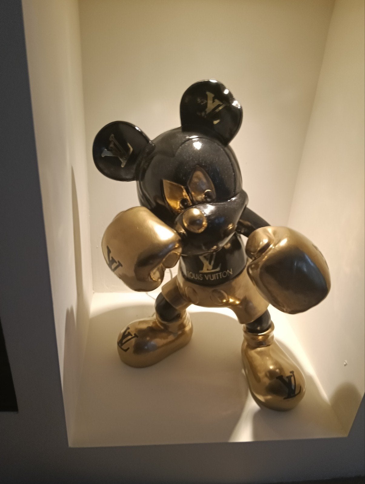 Louis Vuitton Mickey Mouse Polystone Beeld - Zwart/Goud, Ophalen, Zo goed als nieuw