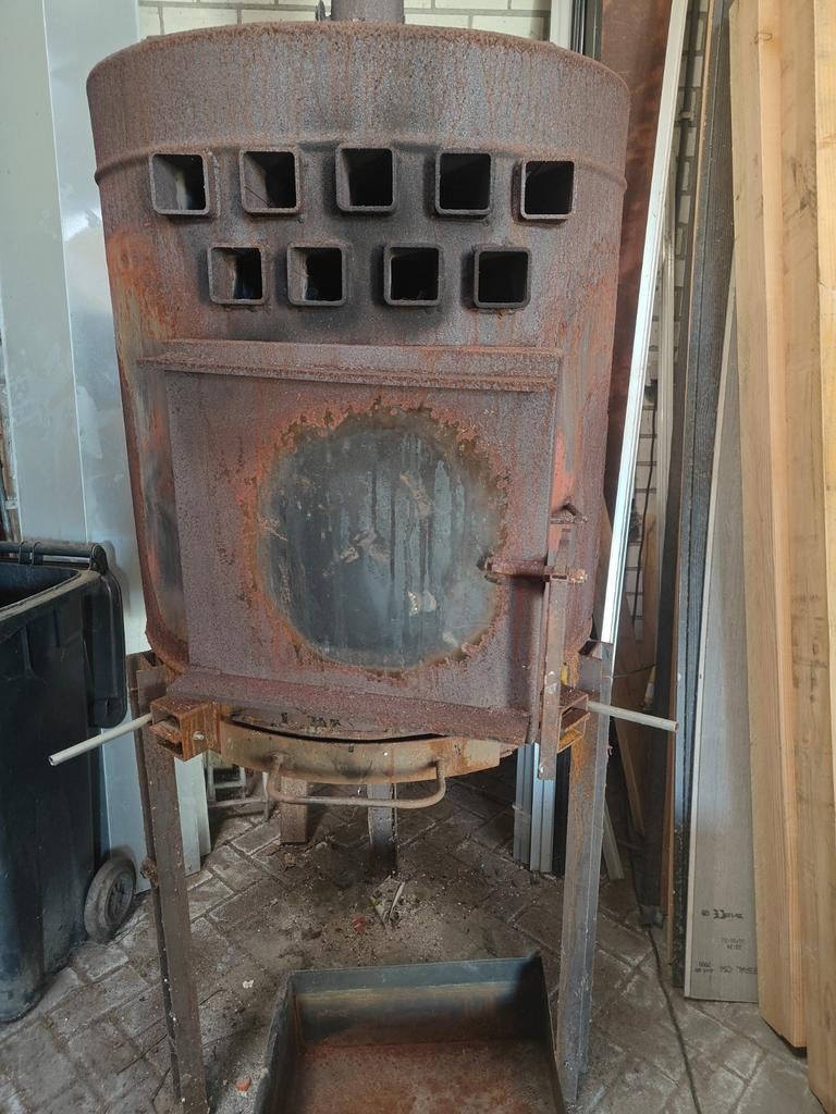 Werkplaats kachel te koop, Huis en Inrichting, Kachels, Ophalen, Gebruikt, Hout, Houtkachel