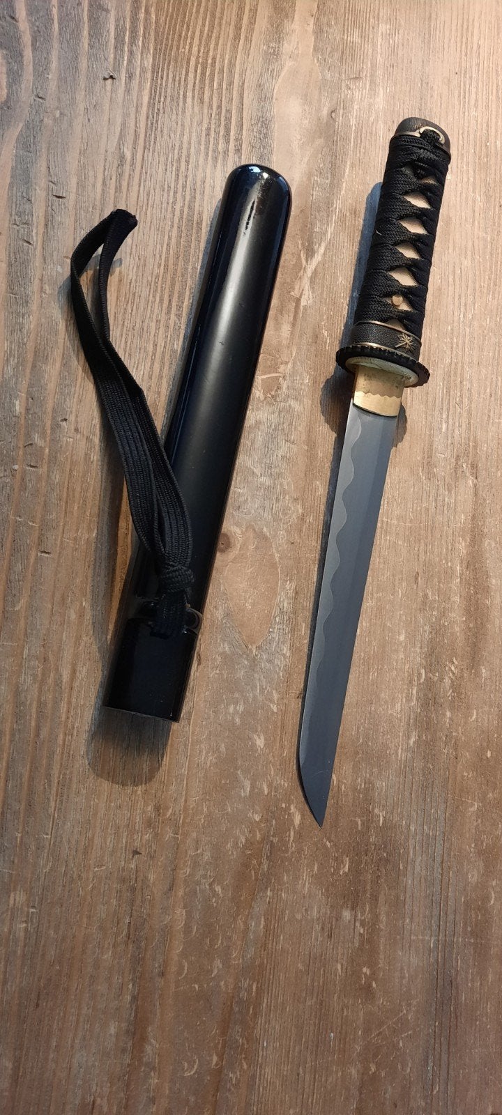Scherp tanto mes,, samurai zwaarden, sabel, mes, dolk

Sc, Verzamelen, Ophalen of Verzenden, Overige soorten, Azië, Mes of Dolk