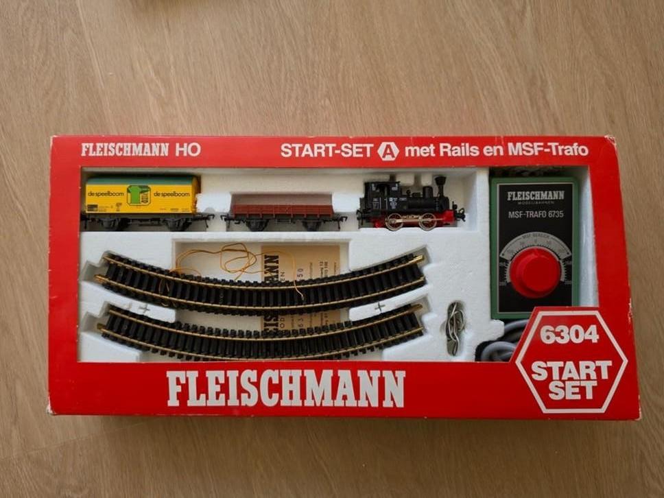 Grote Fleischmann H0 Treinset met Rails, Trafo & Gebouwen, Hobby en Vrije tijd, Modeltreinen | H0, Gelijkstroom, Fleischmann, Ophalen of Verzenden