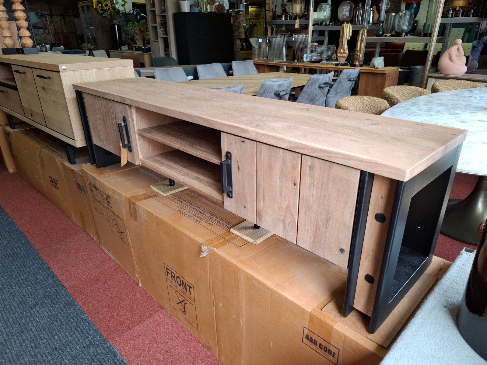 Nieuw Tv-dressoir 170 cm. massief Kikarhout, Makalu H@H, Huis en Inrichting, Ophalen, 150 tot 200 cm, Nieuw, Minder dan 100 cm