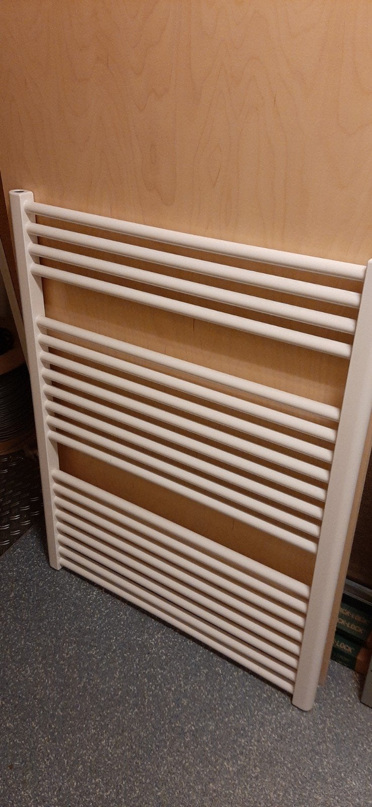 Nieuwe handdoekradiator - ongebruikt, Radiator, Nieuw, Ophalen of Verzenden, 60 tot 150 cm