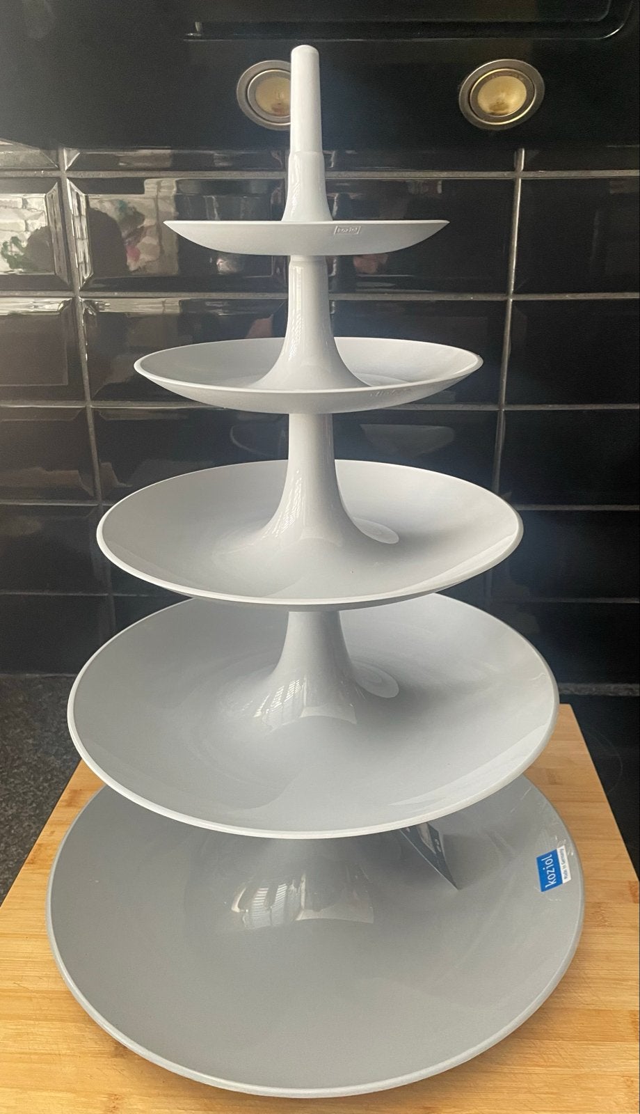 Nieuwe grijze Koziol etagère - 5 laags, Huis en Inrichting, Woonaccessoires | Etagères, Etagère, Demontabel, Kunststof, Nieuw