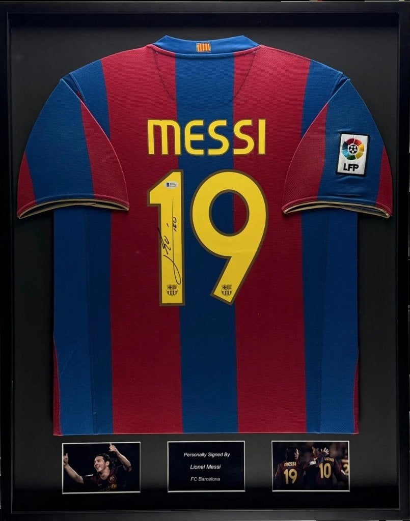 Lionel Messi FC Barcelona 07/08 gesigneerd ingelijst Shirt, Verzamelen, Buitenlandse clubs, Soccersignings.nl, Shirt, Nieuw