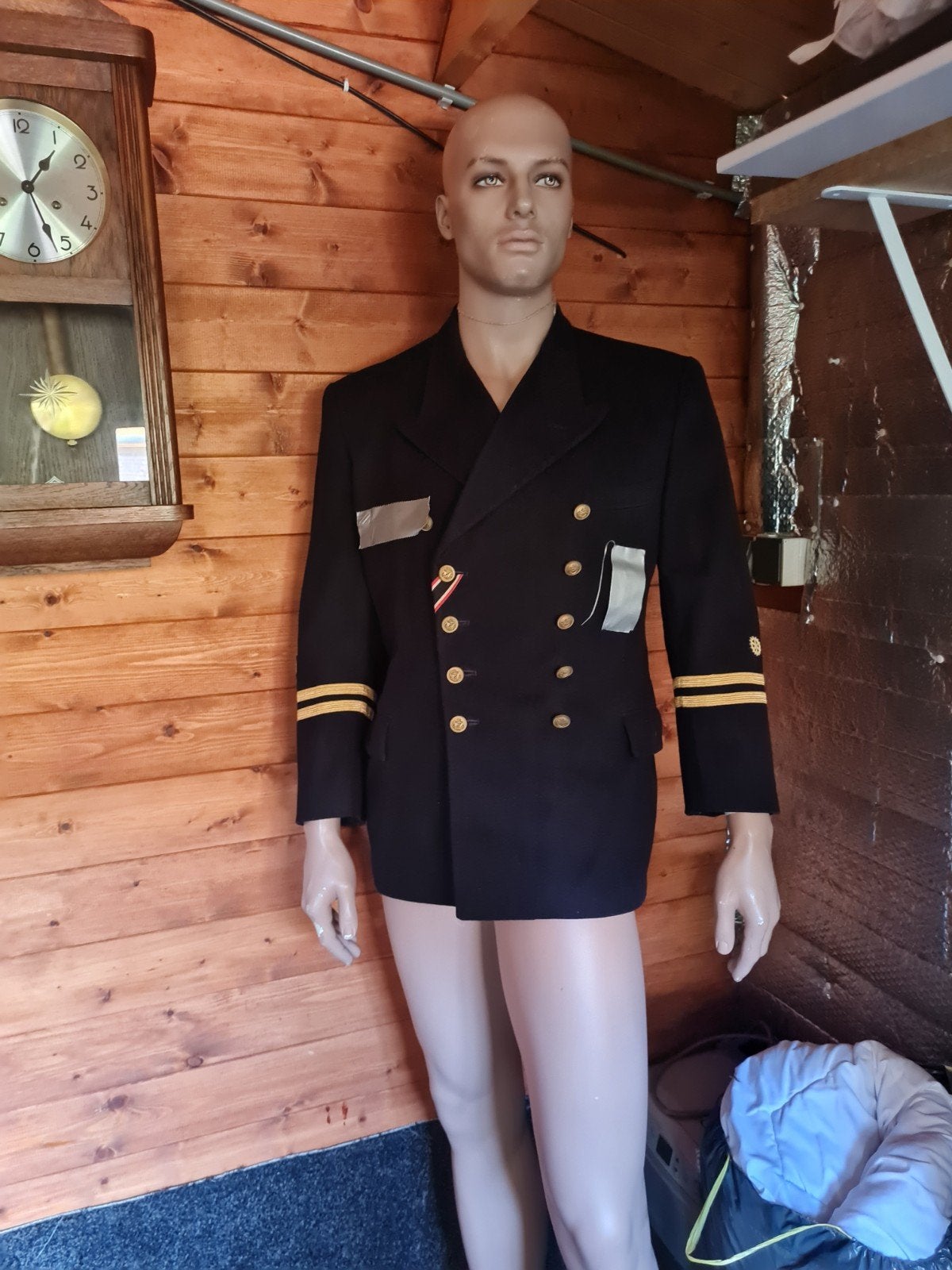 etalagepop man, Ophalen, Duitsland