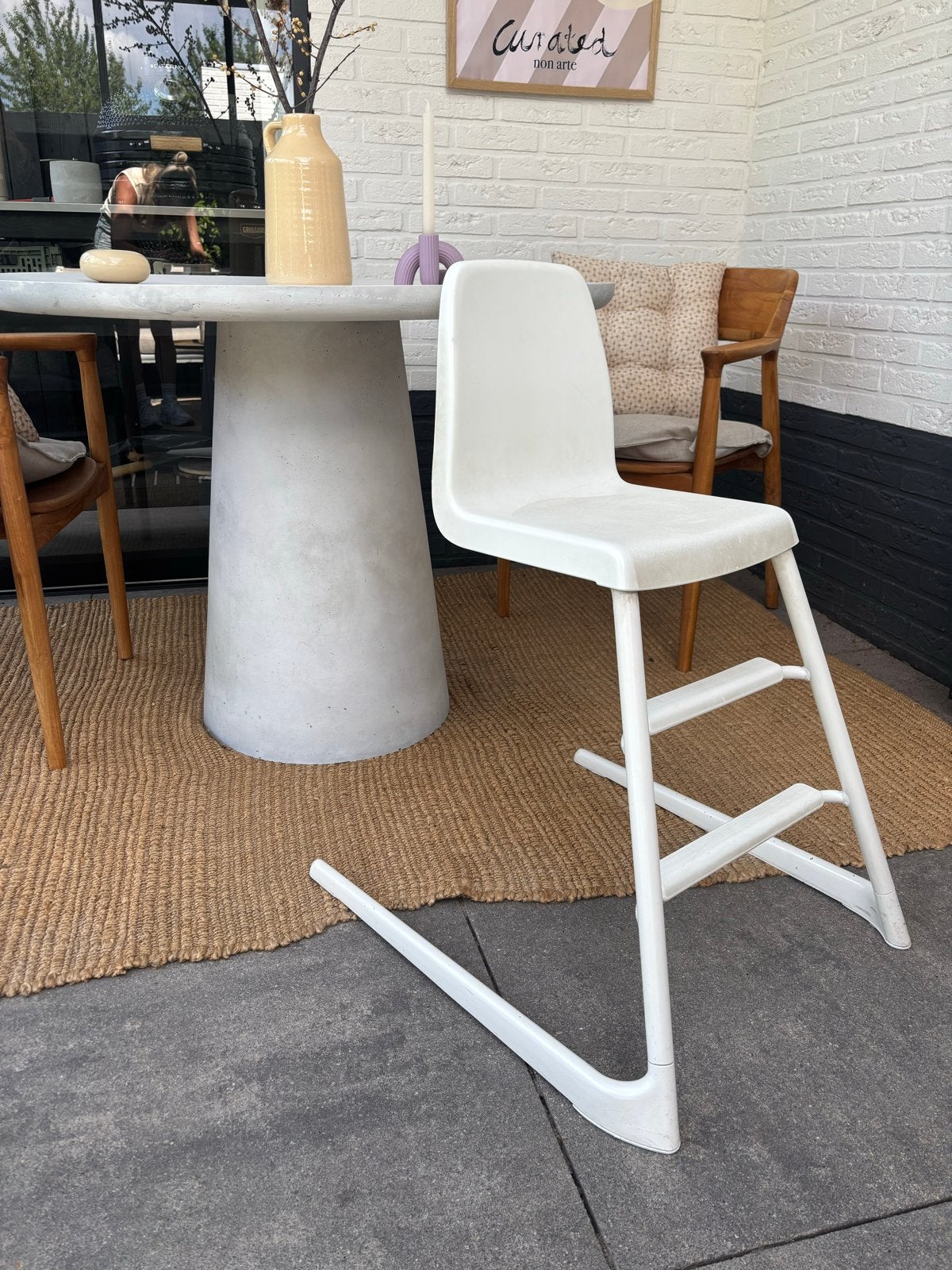Ikea Langur kinderstoel - wit, Kinderen en Baby's, Kinderstoelen, Ophalen, Gebruikt, Meegroeistoel