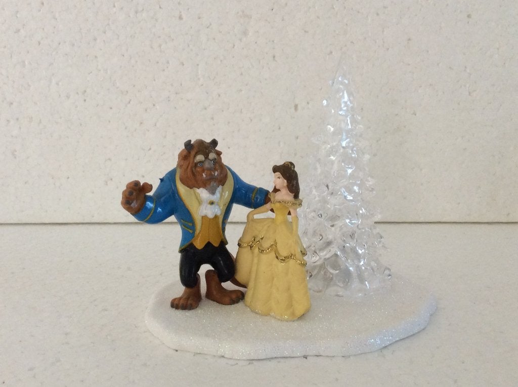 beeldje  led kerstboom met Disney figuren : Belle en  Beest, Ophalen of Verzenden, Assepoester of Belle, Zo goed als nieuw, Beeldje of Figuurtje