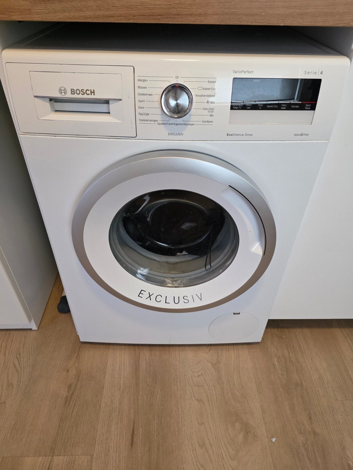 Bosch wasmachine werkend maar even schoonmaken van binnen, Ophalen, Gebruikt, 85 tot 90 cm, 1200 tot 1600 toeren