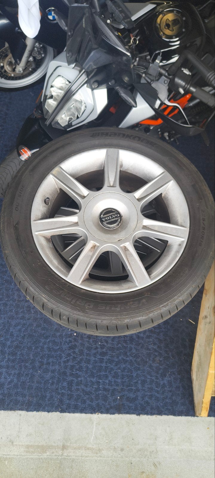 Volvo origineel 225/50 R16 zomerset met goed profiel, Ophalen of Verzenden, Gebruikt