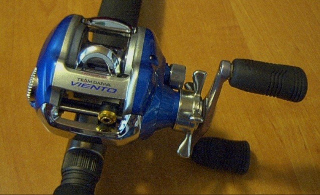 gezocht Daiwa viento reel, Ophalen of Verzenden, Molen