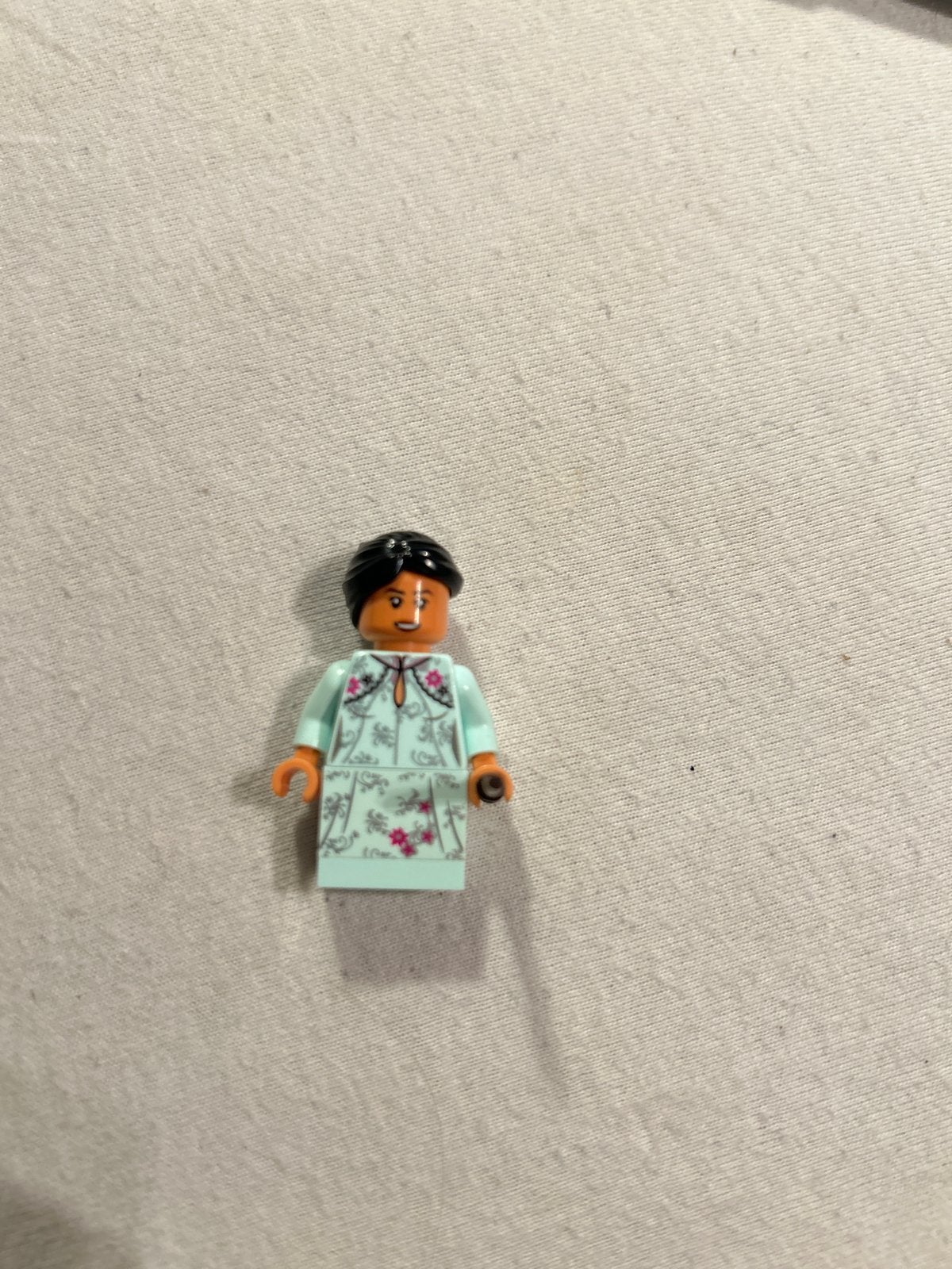 Lego Minifiguur - Encanto Mirabel (Nieuwstaat), Ophalen of Verzenden, Nieuw, Overige merken