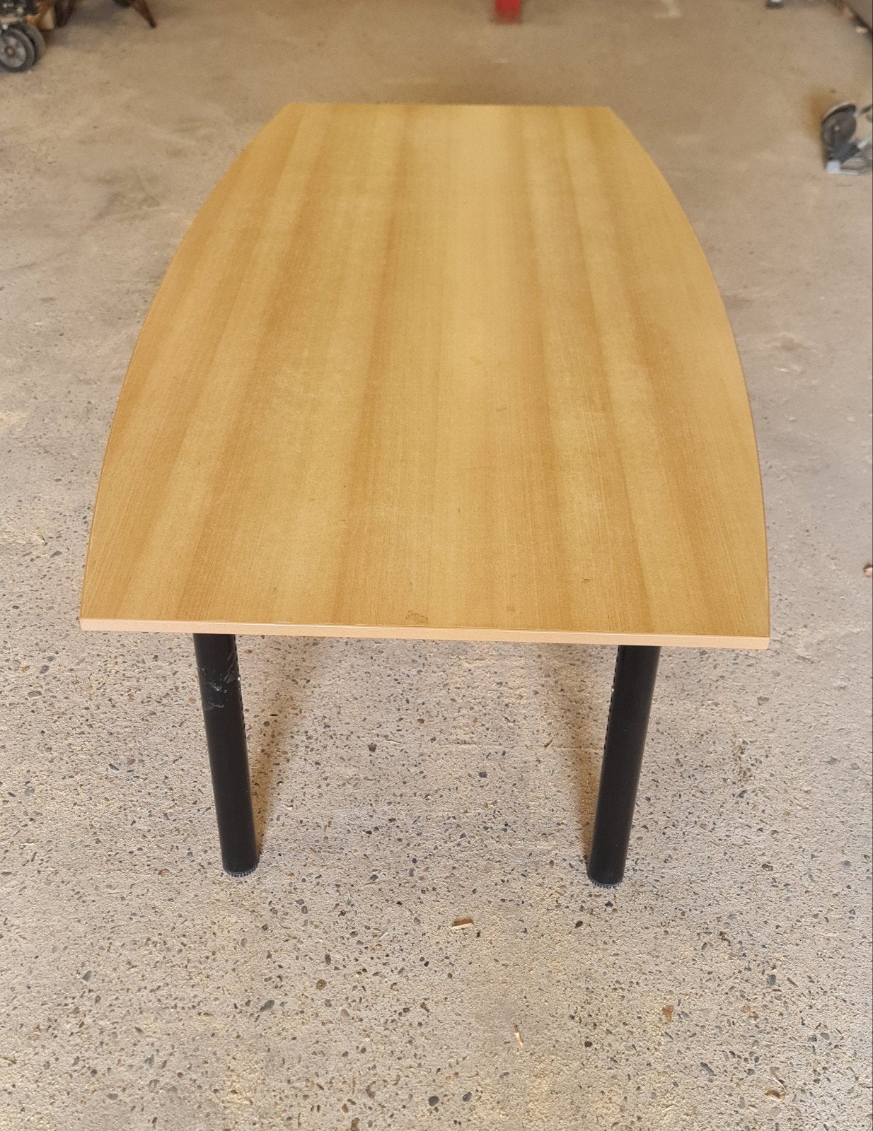 Tafel/Bureau. Hoogte verstelbaar., Ophalen, Gebruikt, 50 tot 100 cm, 150 tot 200 cm