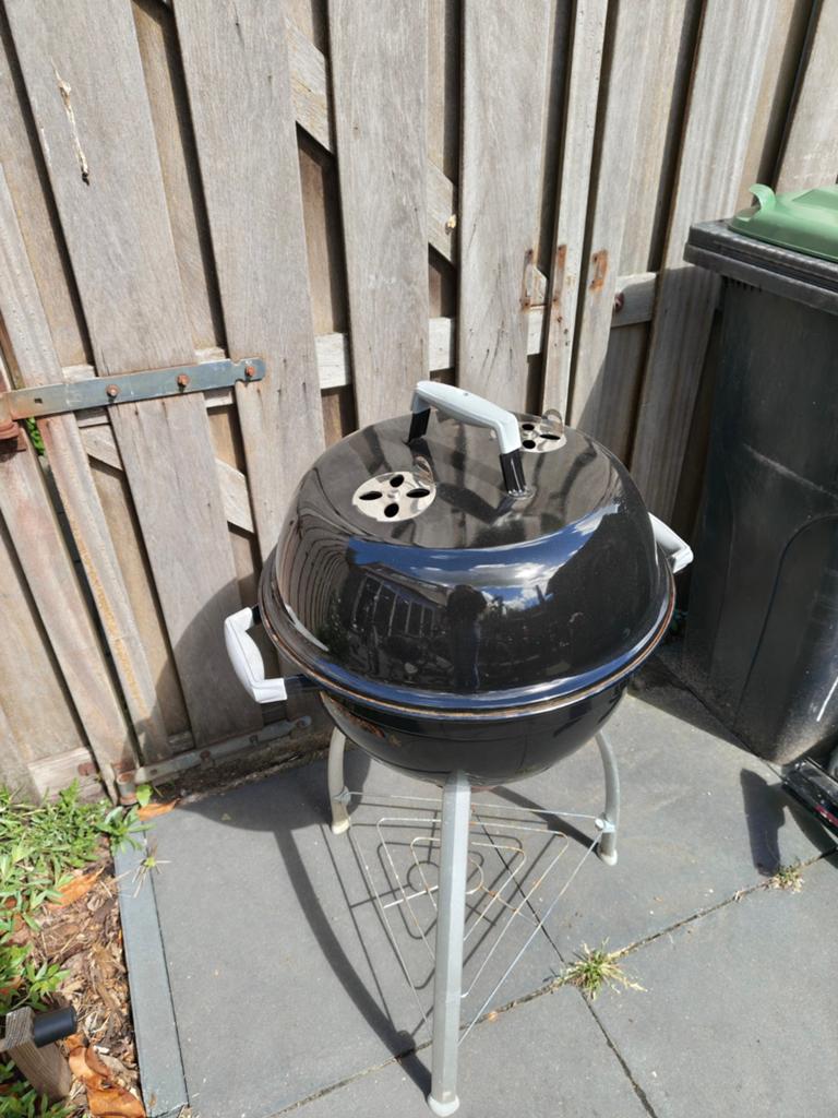 Gebruikte Cadac houtskool barbecue met deksel, Ophalen, Gebruikt