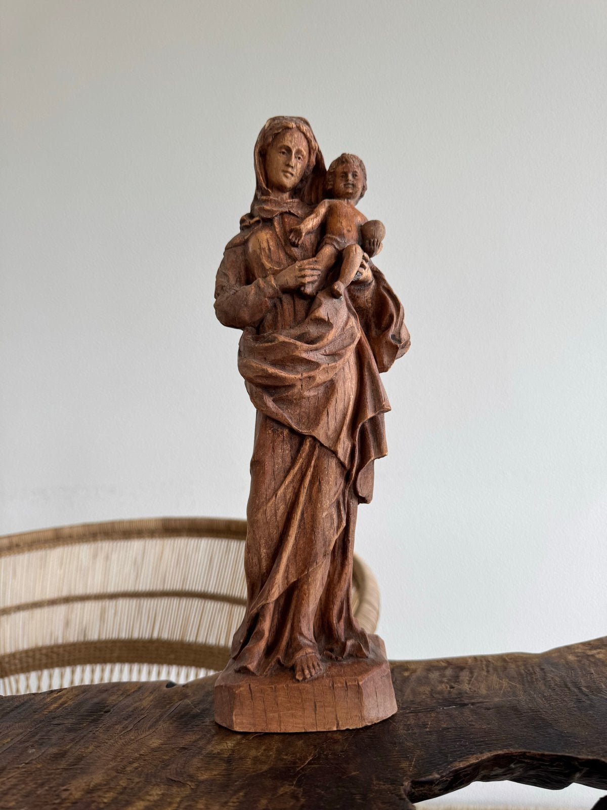 Antiek Houten Beeld Maria met Kind - Handgesneden, Ophalen, Handgemaakt, 20 - 50 cm, Beeld