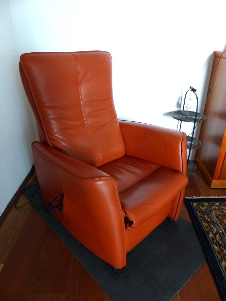 PROMINENT LEDEREN ELEKTRISCHE STA-OP RELAX-FAUTEUIL, Huis en Inrichting, Fauteuils, Ophalen, Zo goed als nieuw, 75 tot 100 cm