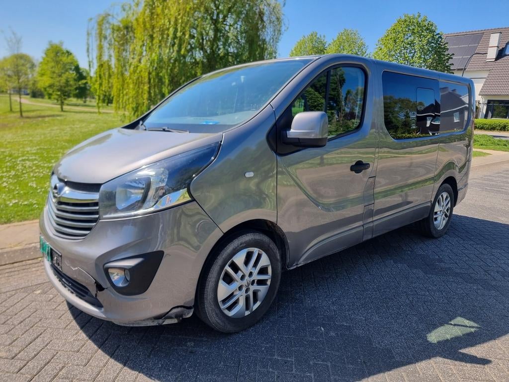 Opel vivaro 2.0 146pk dubbel cabine marge 149dkm, Voorwielaandrijving, Stof, Zwart, 2000 kg